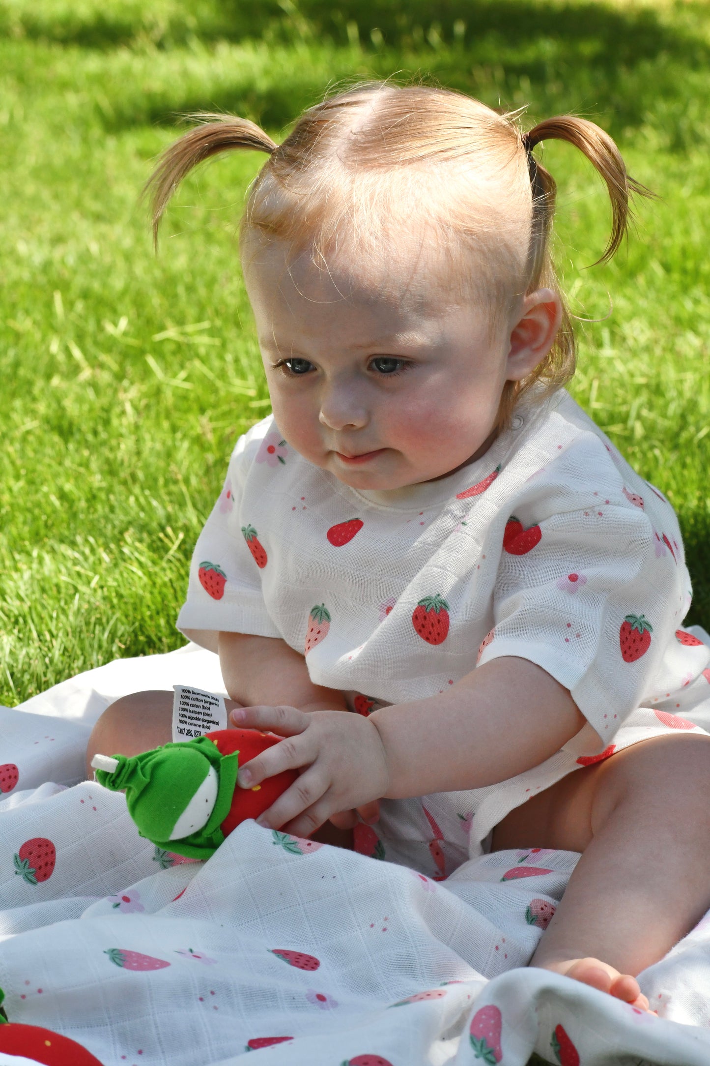Berry Bloom Muslin 2 Pieces Set