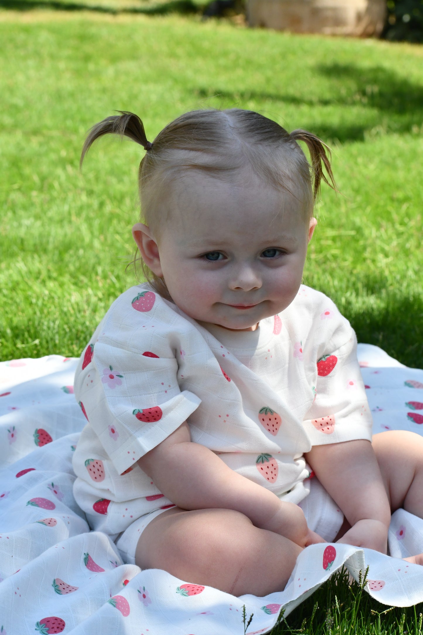 Sweet Berry Muslin 2 Pieces Set